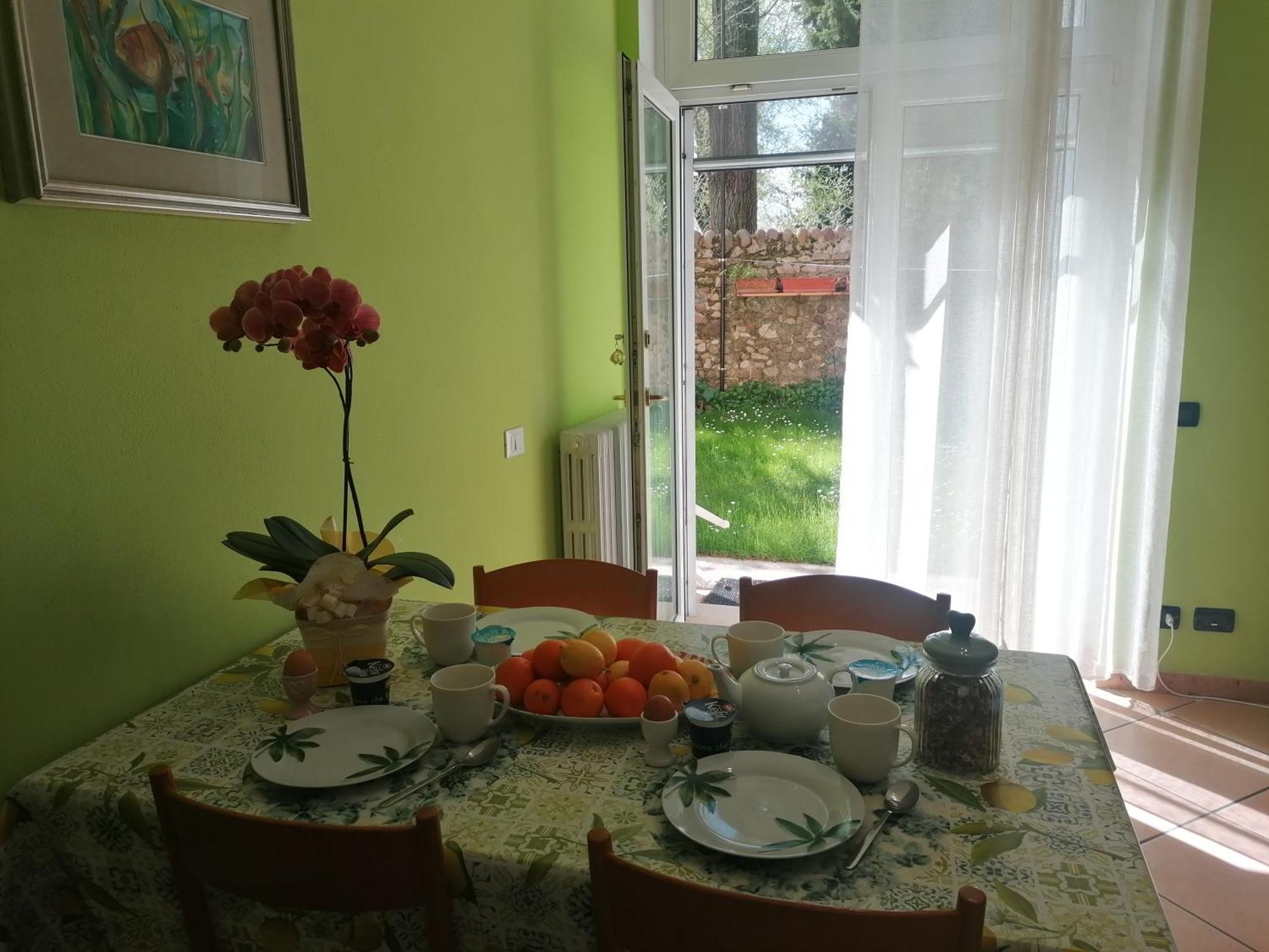 Apartamento La Casa Di Marzia Bardolino Exterior foto